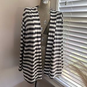 ZANZEA COLLECTION GREY/WHITE STRIPED CARDIGAN. Faux suede elbow patches XXL